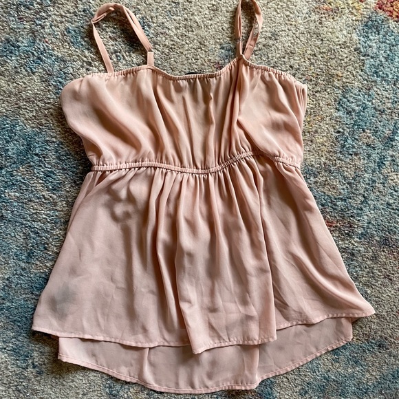 Blush Ruffle top - Picture 4 of 5